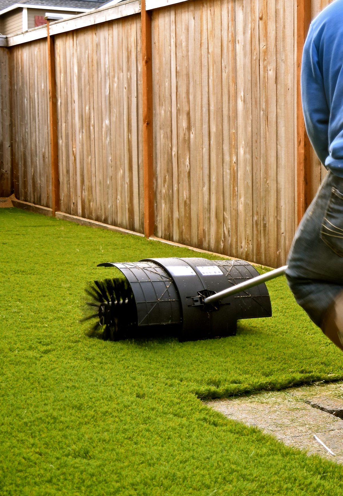 Inside-01-Artificial-Grass-&-Pavers-Services
