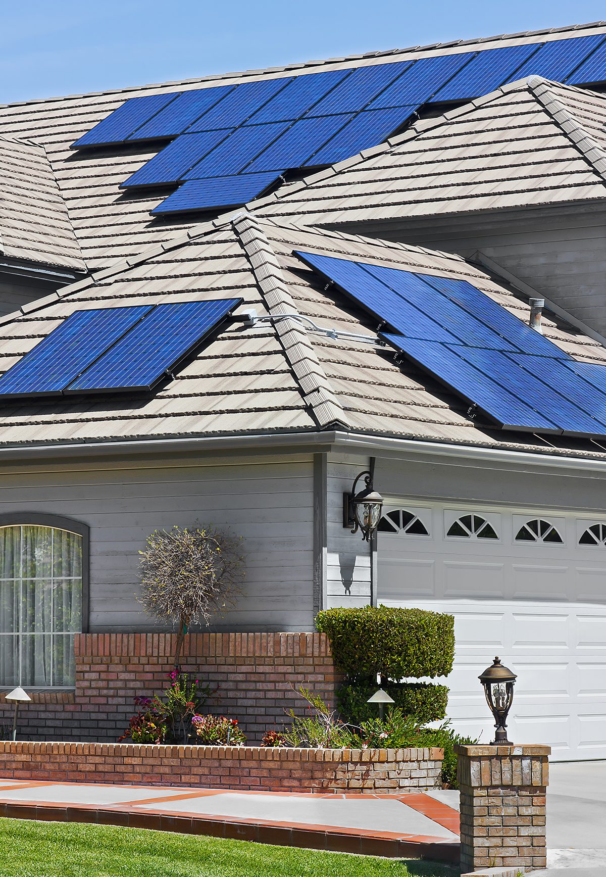 in-02-Solar-Panels-Services